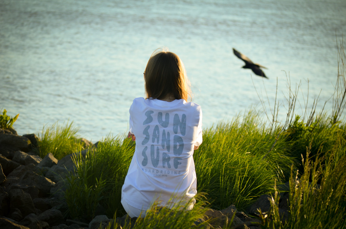 T-Shirt SUN SAND SURF in white